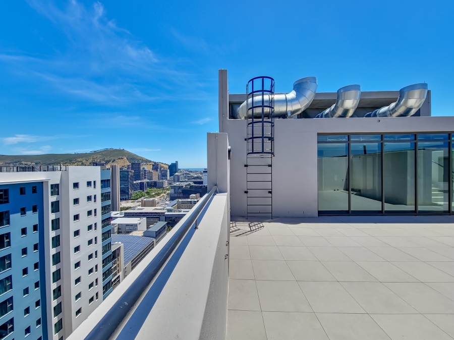 1 Bedroom Property for Sale in Foreshore Western Cape